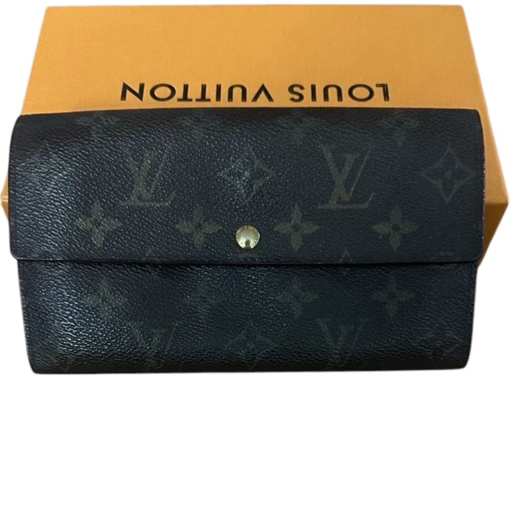 Louis Vuitton Black Monogram Wallet